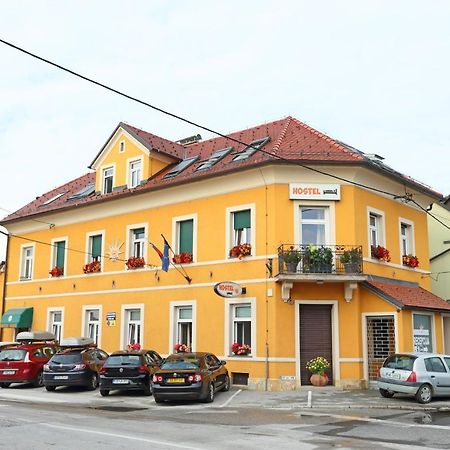 Hostel Sonce 프루이 외부 사진
